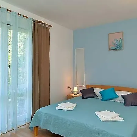 358 Hotel 4*